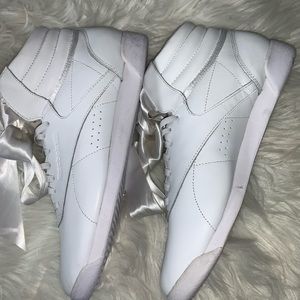 Women's White Freestyle Hi Satin Bow Sneakers